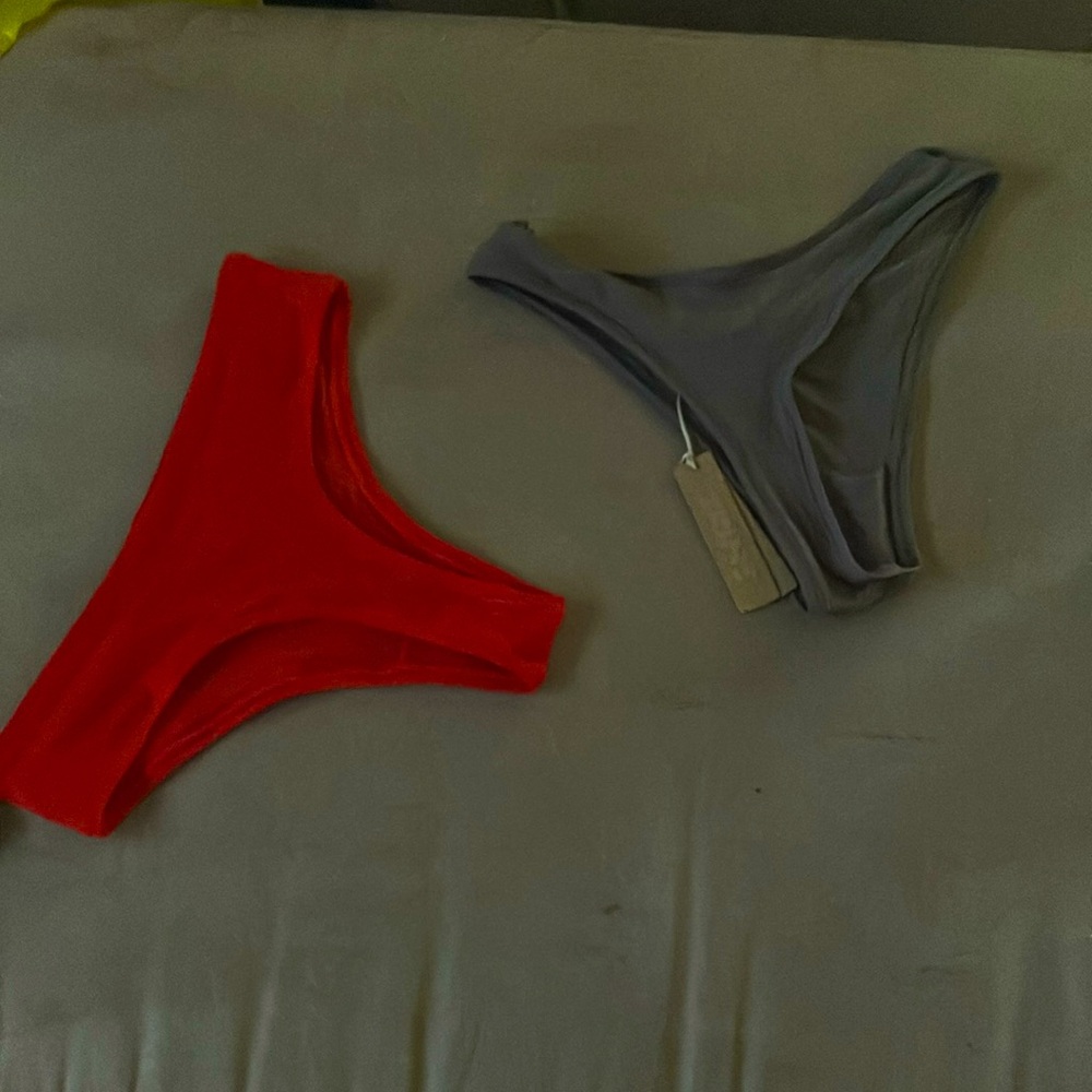 Bundle of 2 pair of SKIMS undies. XS NWT